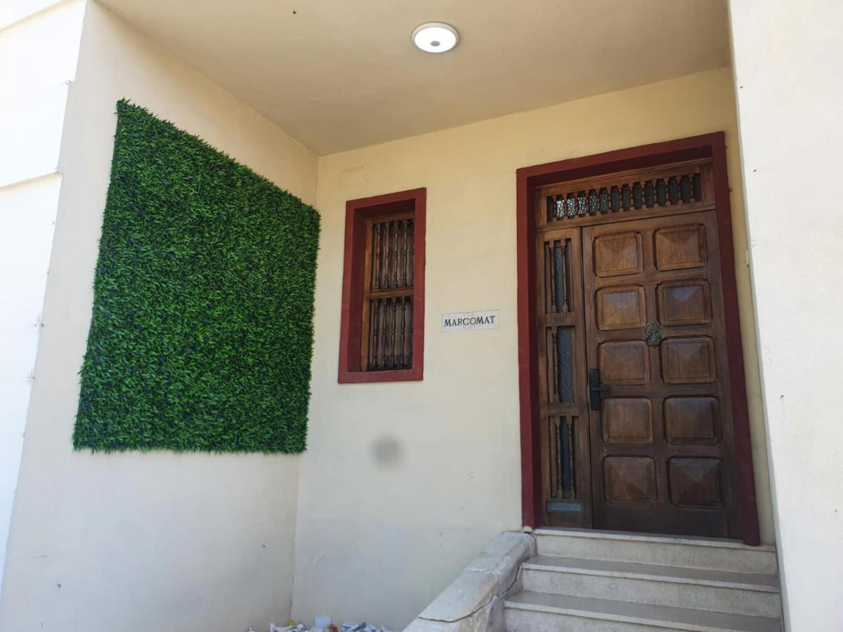 Ommi Hostel San Julián Exterior foto